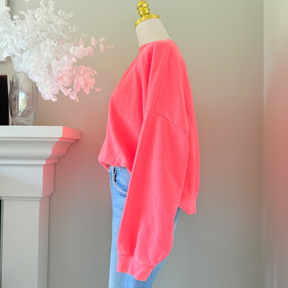 GAP Relaxed Wedge Crewneck Sweatshirt in Sassy Pink, Sz XL (NWT) - Picture 3 of 8